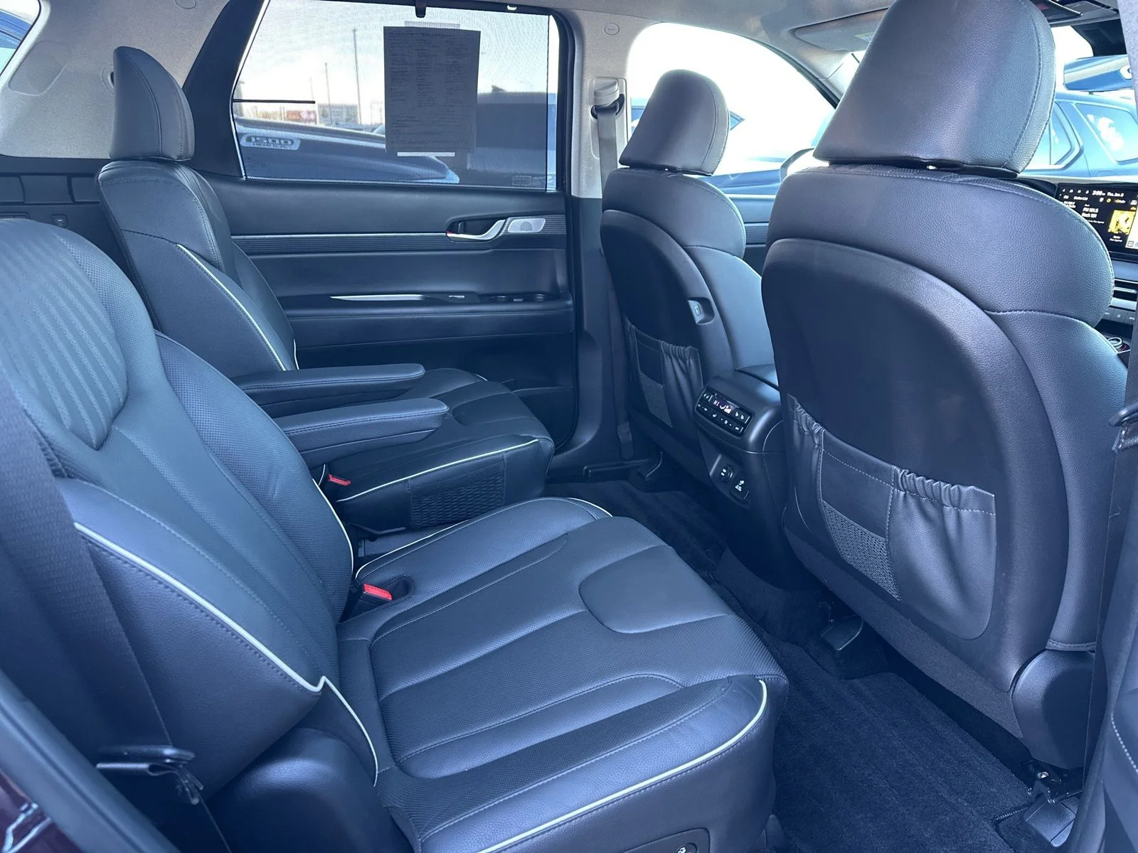 Used 2023 Red Hyundai Limited image 31