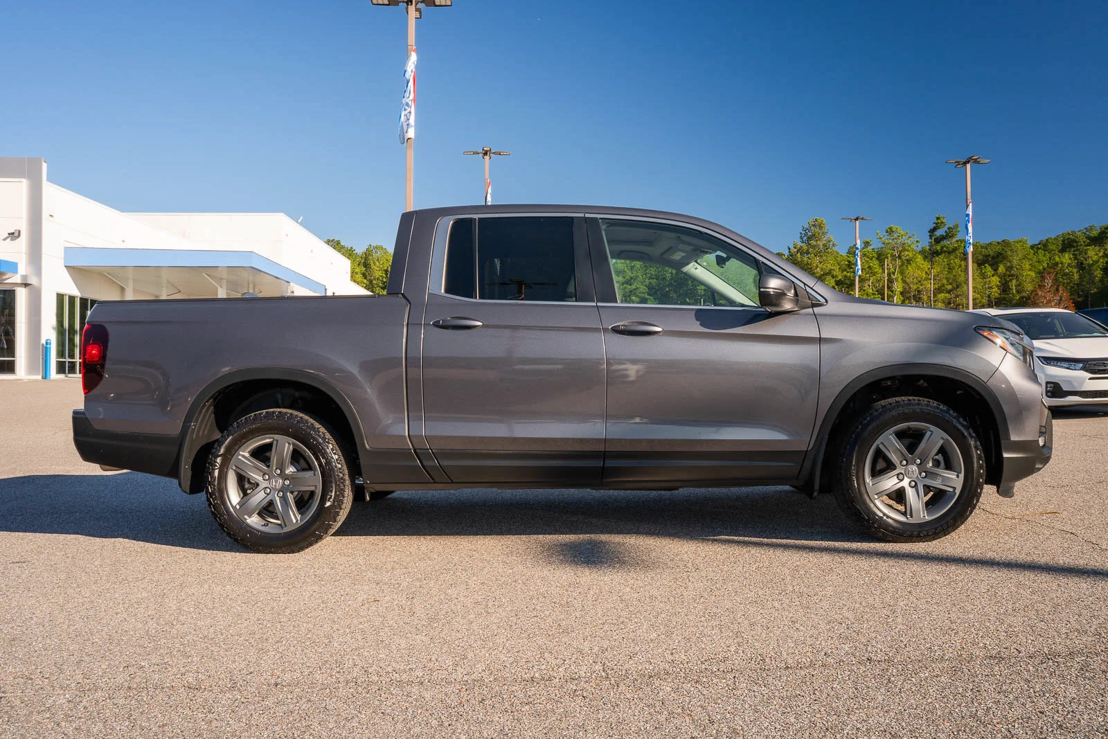 Used 2023 Gray Honda RTL image 7