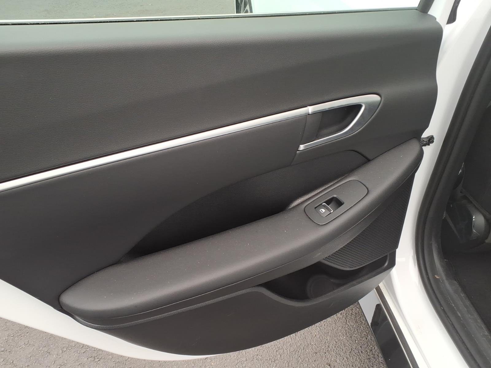 2026 Hyundai Sonata SEL - Photo 18