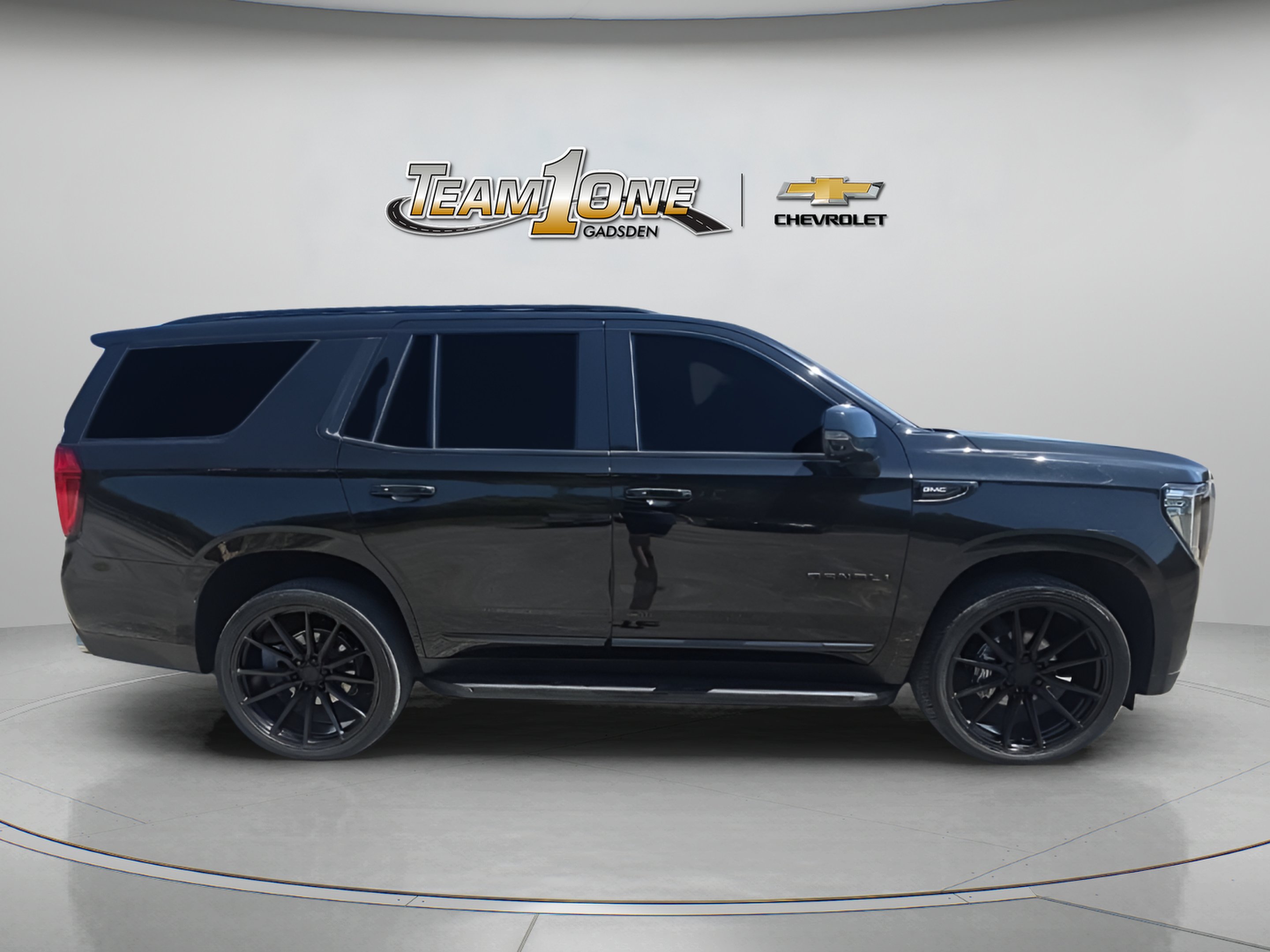 Used 2021 ONYX BLACK GMC Denali image 8
