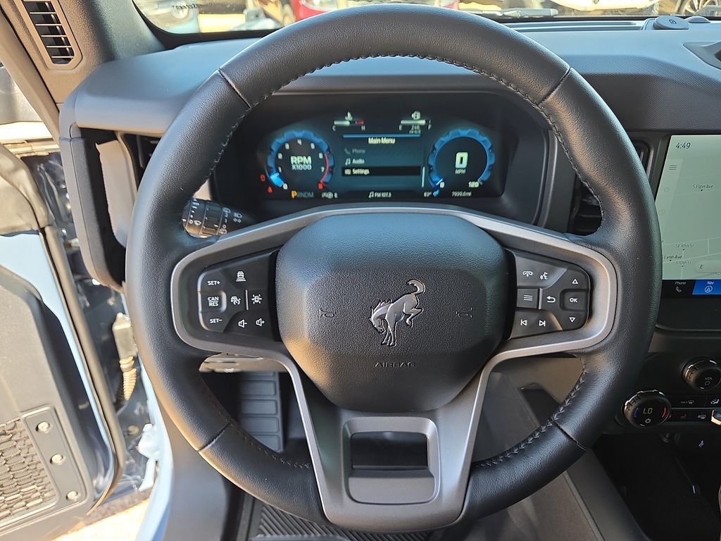 Used 2025 Azure Gray Metallic Ford Badlands image 20