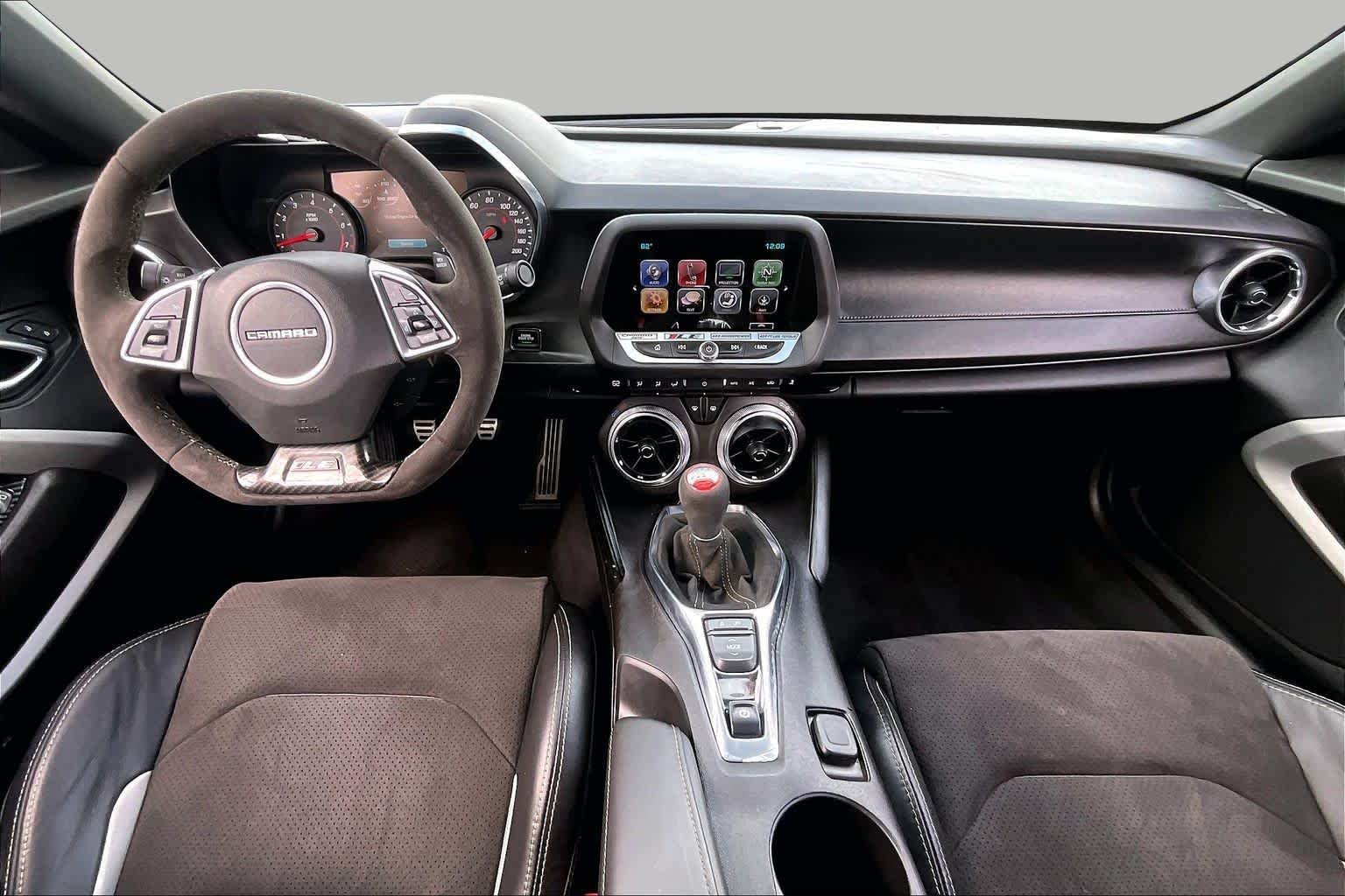 Used 2018 Mosaic Black Metallic Chevrolet 1SS image 16