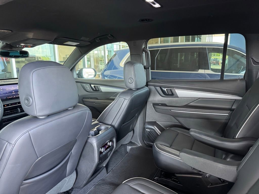 Used 2025 Ebony Twilight Metallic Buick Preferred image 23