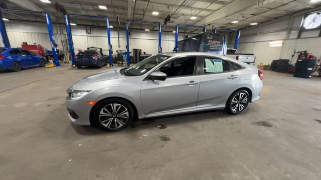 Used 2016 Silver Honda EX-T image 6