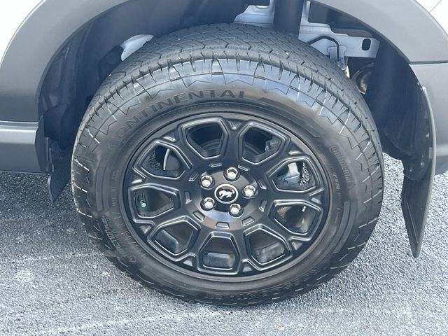 Used 2025 White Ford Badlands image 13