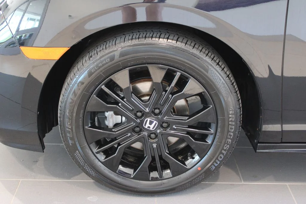 Used 2025 Black Honda Sport-L image 30
