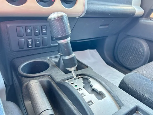 Used 2008  Toyota Base image 32