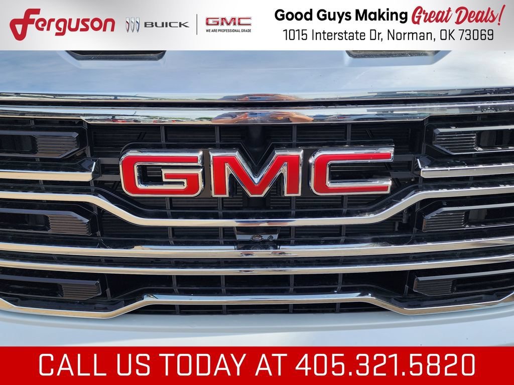 2026 GMC Sierra 1500 SLT - Photo 10
