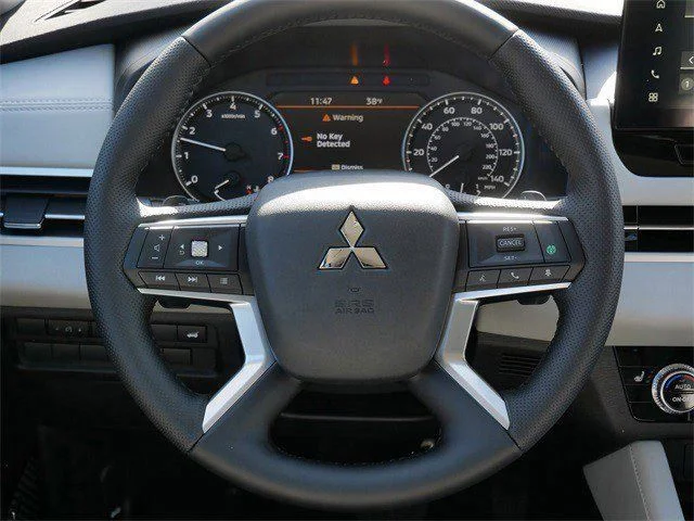 New 2026 Black Diamond Mitsubishi SE image 8