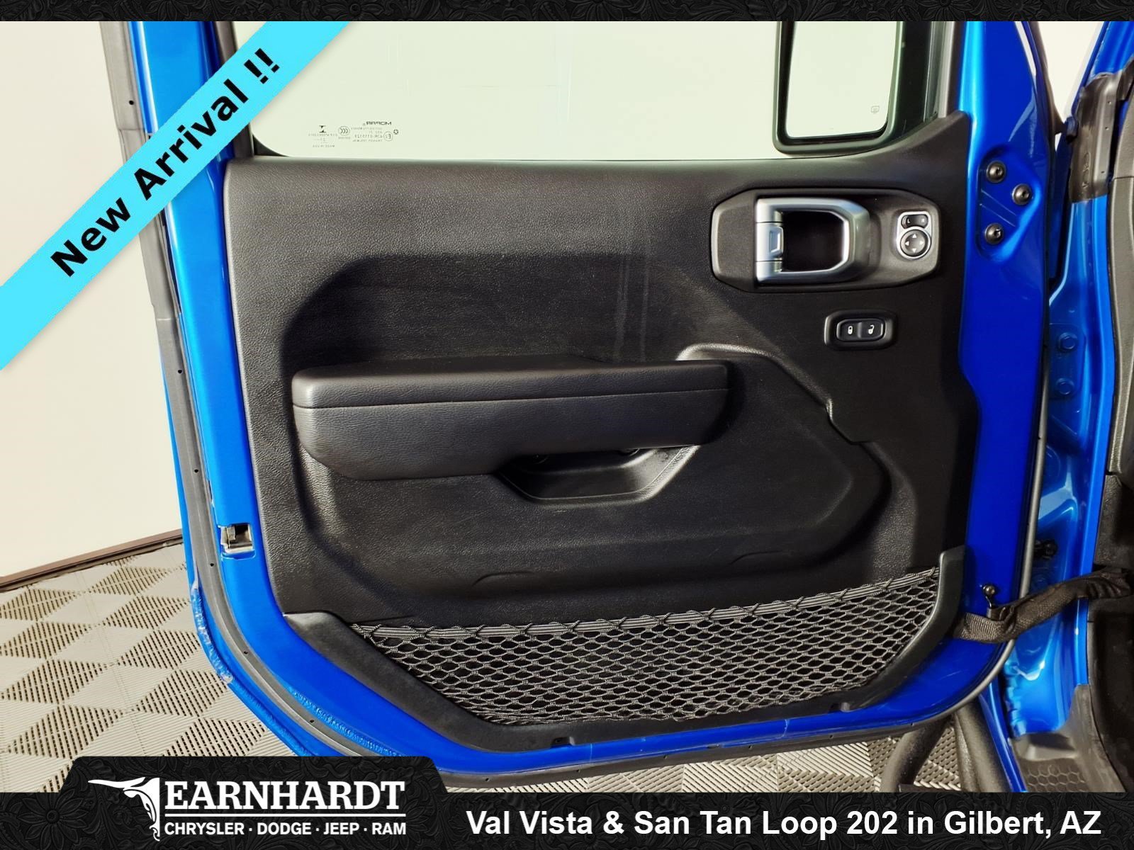 Used 2021 Hydro Blue Pearlcoat Jeep Unlimited Rubicon image 16