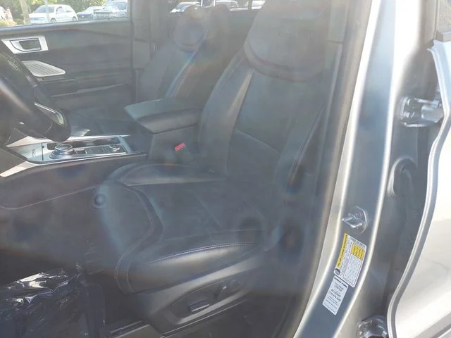 Used 2022 Silver Ford Platinum image 15