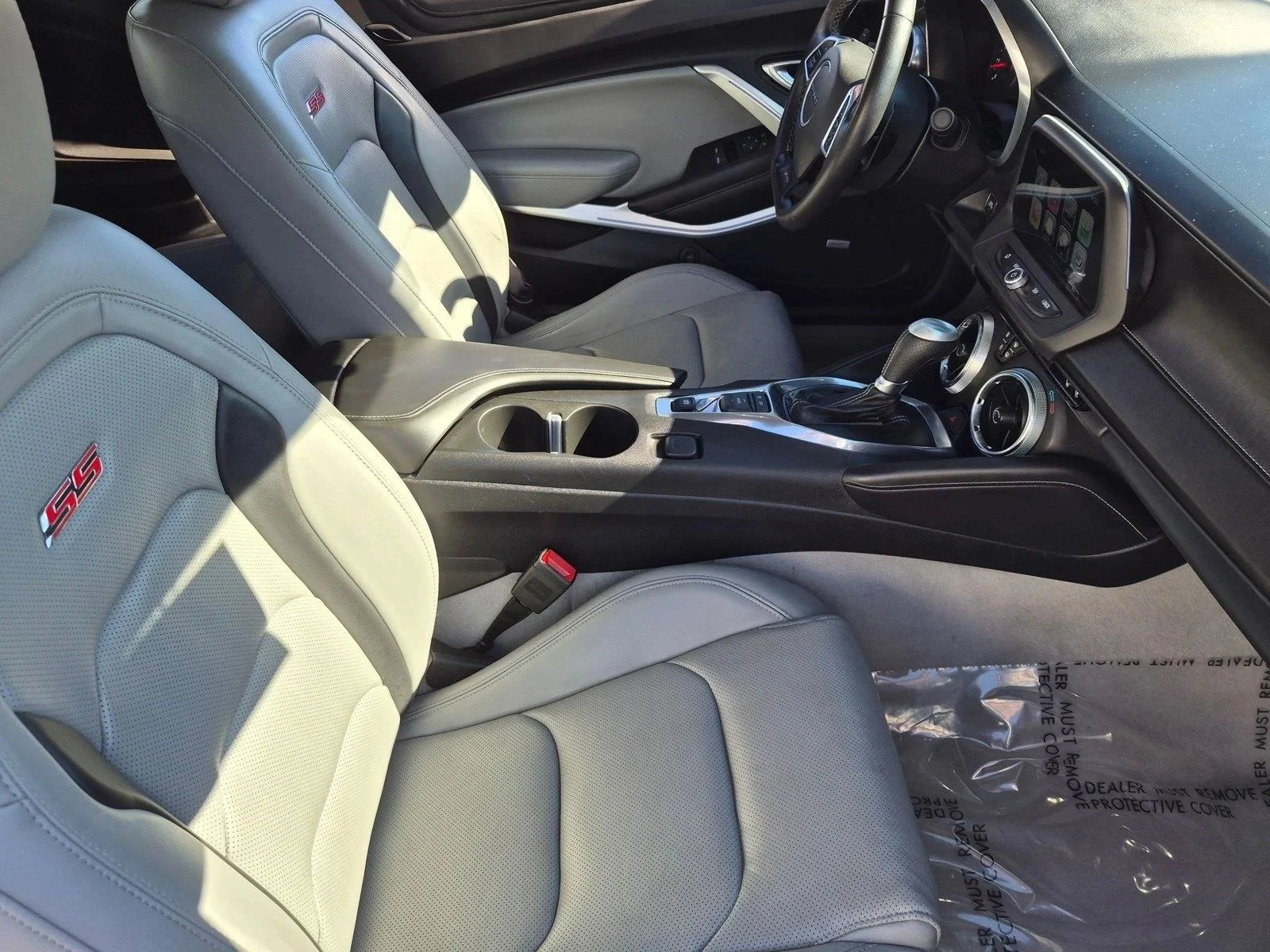Used 2017 Hyper Blue Metallic Chevrolet 2SS image 17