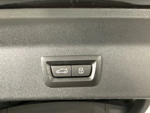 Used 2024 Gray BMW M40i image 14