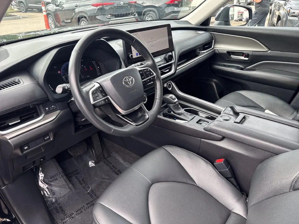 Used 2026 Black Toyota XLE image 15