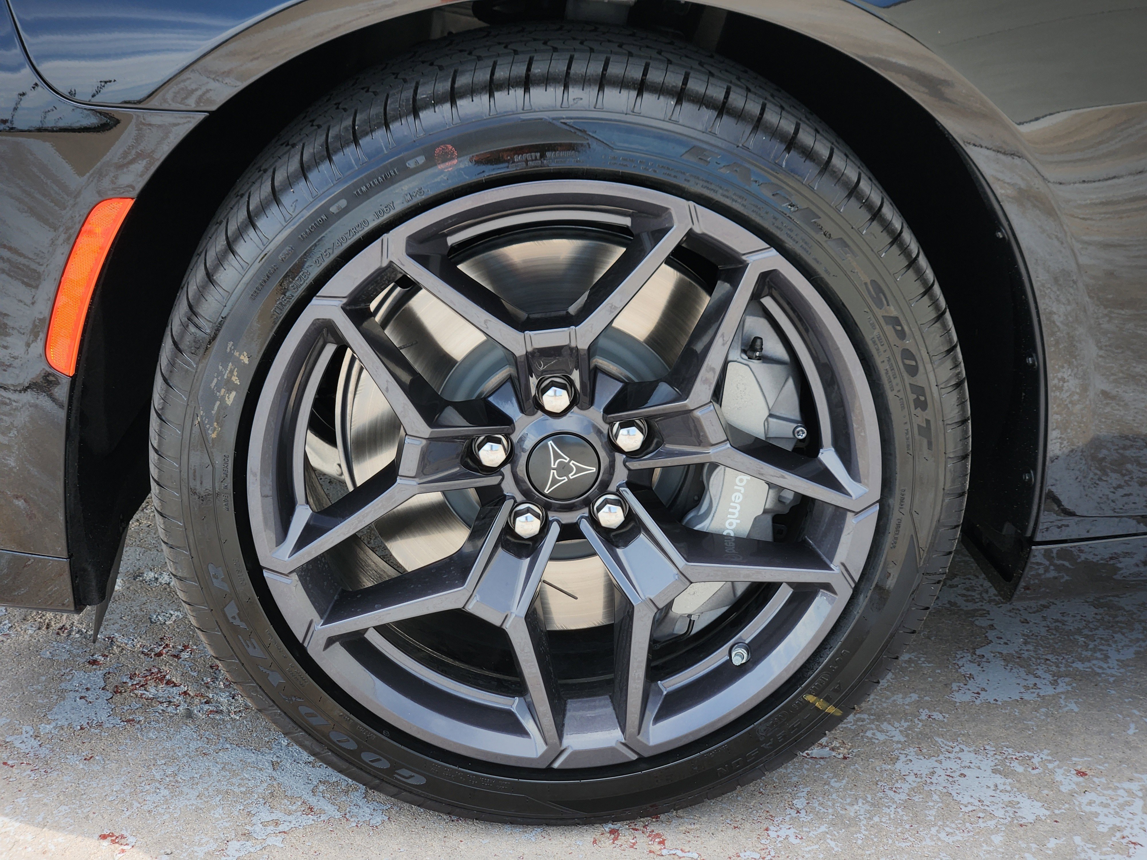 New 2026 Diamond Black Crystal Pearlcoat Dodge R/T image 9