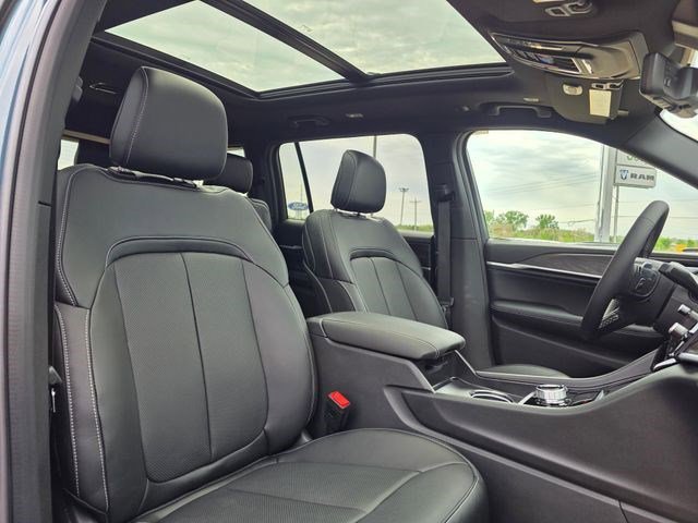 New 2026 Steel Blue Exterior Paint Jeep Limited Reserve image 20