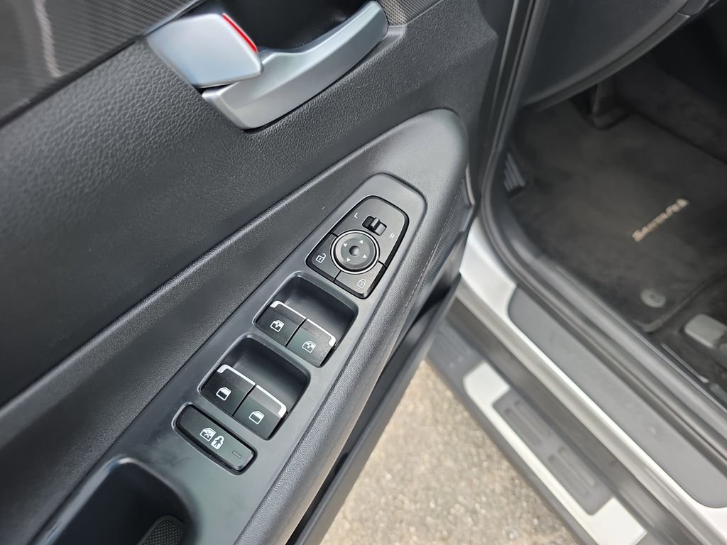 2022 Hyundai Santa Fe XRT - Photo 18