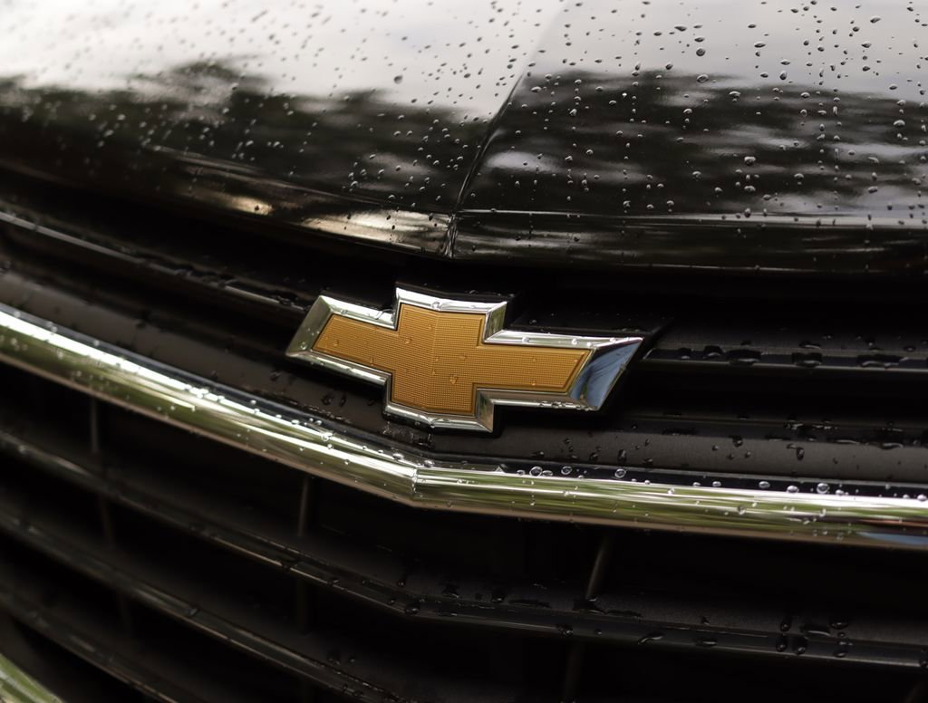 Used 2019 MOSAIC BLACK METALLIC Chevrolet LT image 29