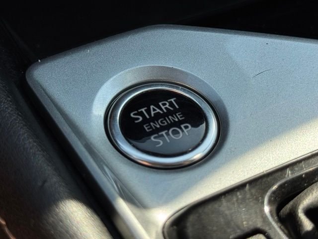 Used 2023 Red Nissan 2.5 SV image 27