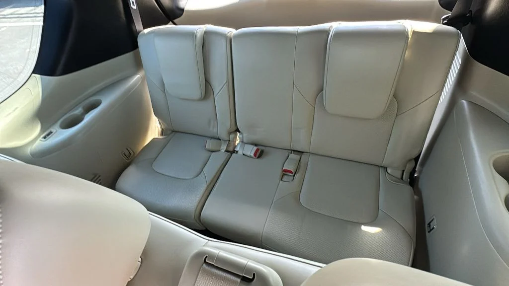 Used 2023 White INFINITI Sensory image 24