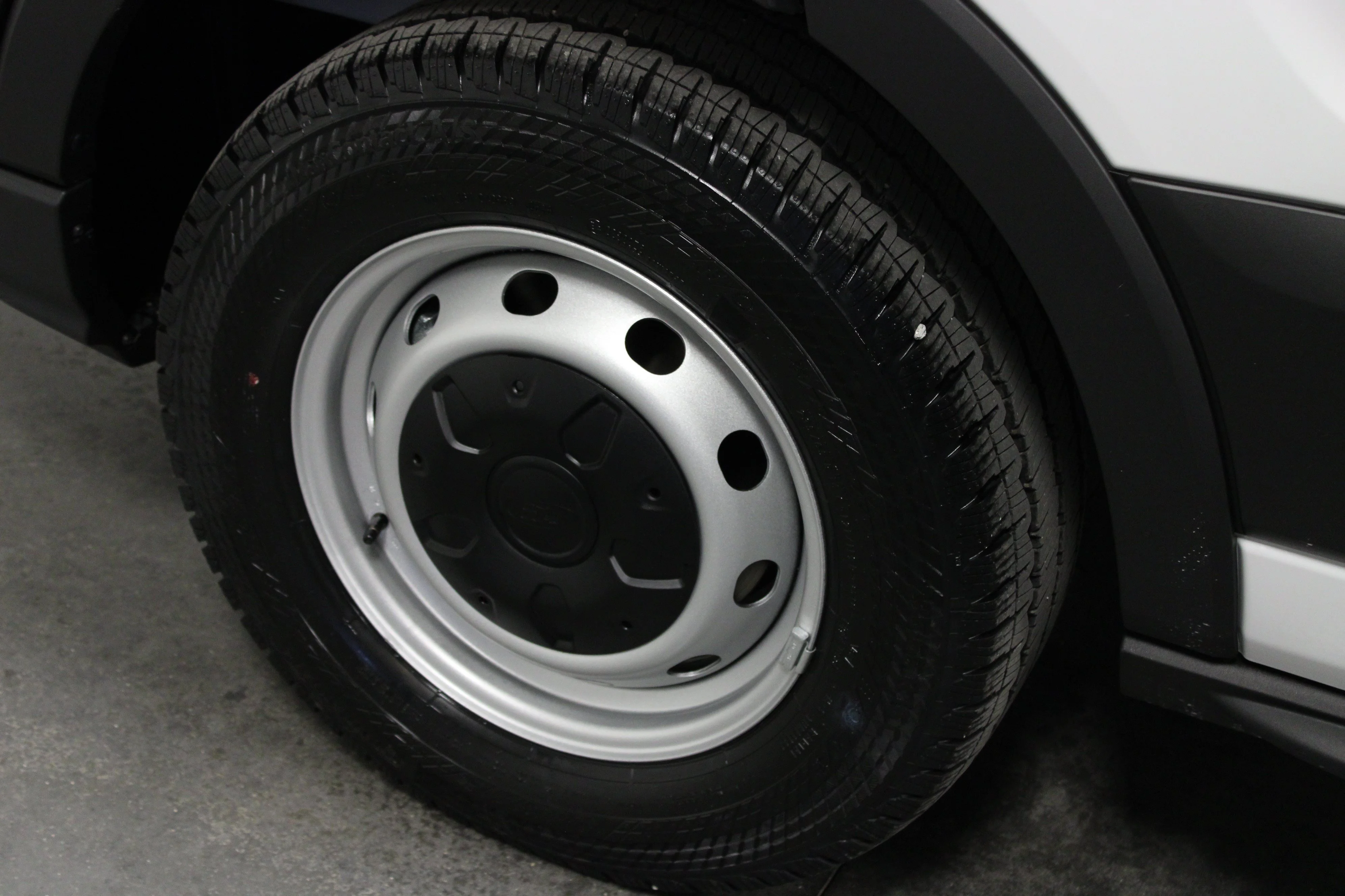 New 2026 Oxford White Ford Cargo Van image 10