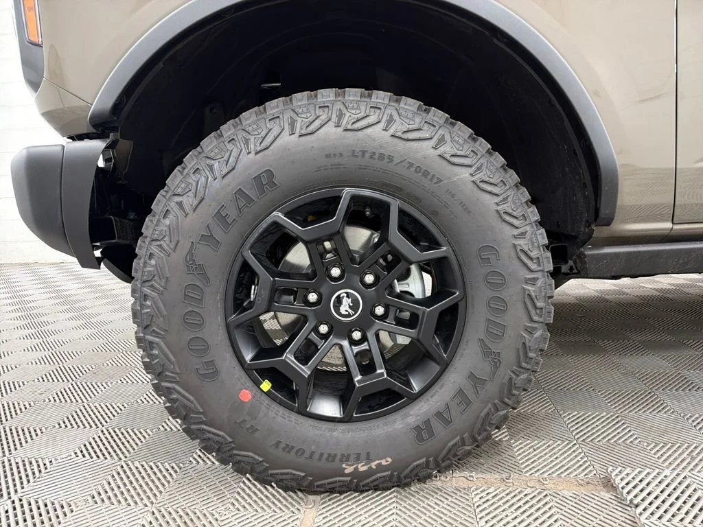 New 2026 Gray Ford Badlands image 11