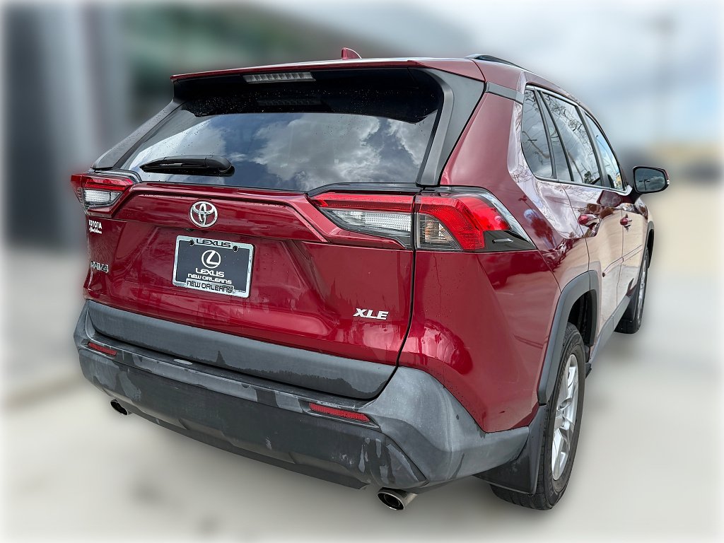 Used 2022 Ruby Flare Pearl Toyota XLE image 7
