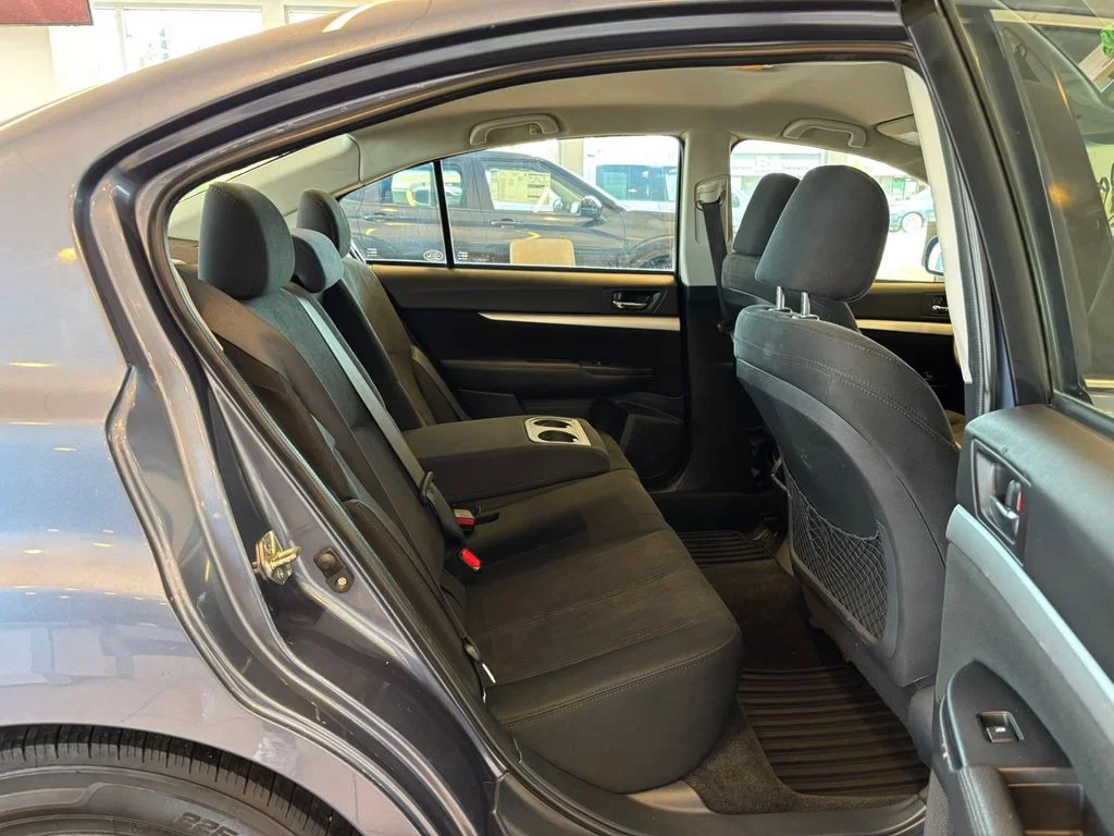 Used 2014 Blue Subaru 2.5i image 27