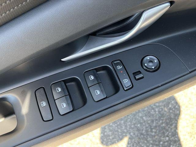 New 2026 Black Hyundai SE image 22