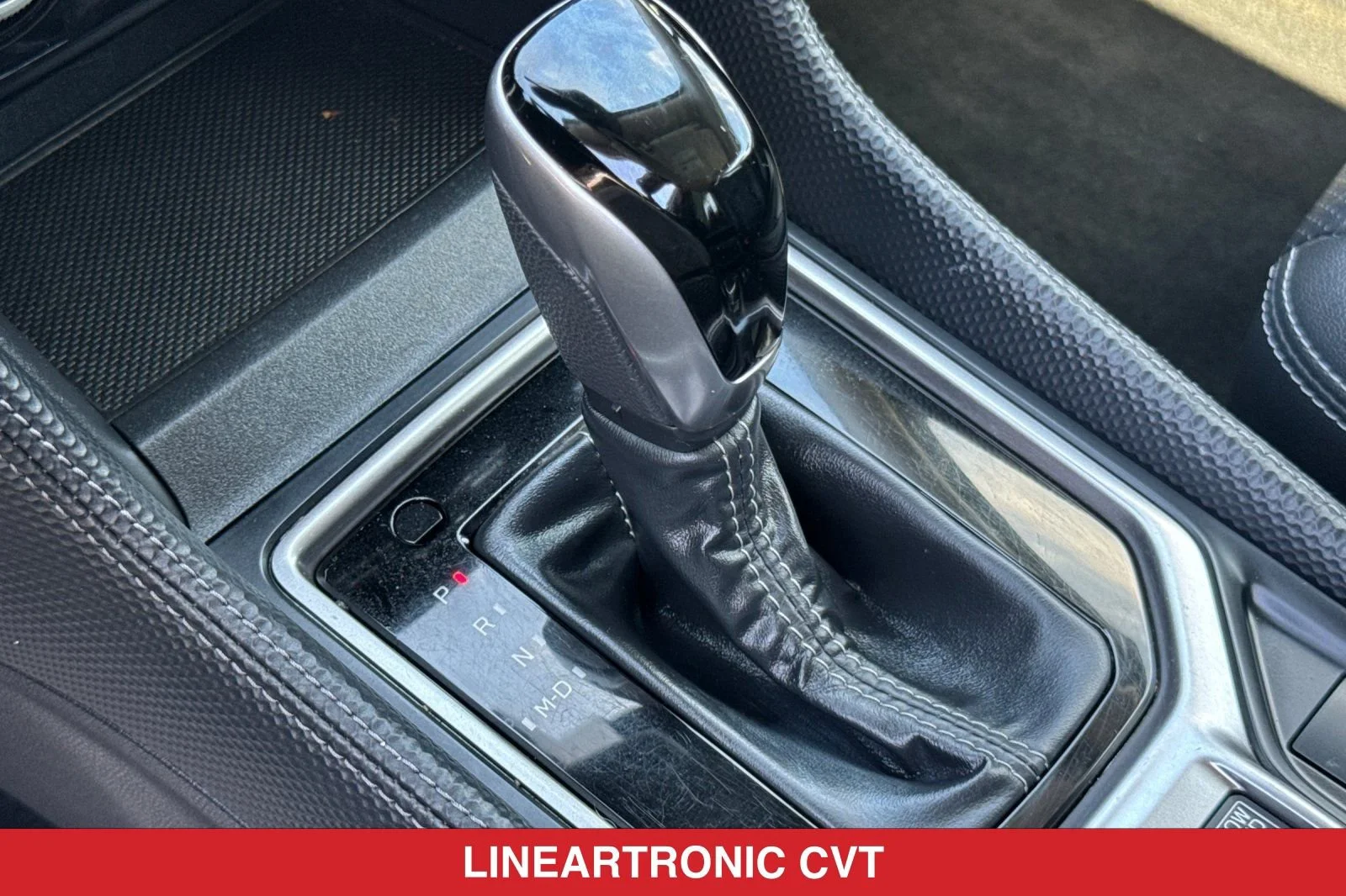 Used 2022 Crystal Black Pearl Subaru Limited image 23