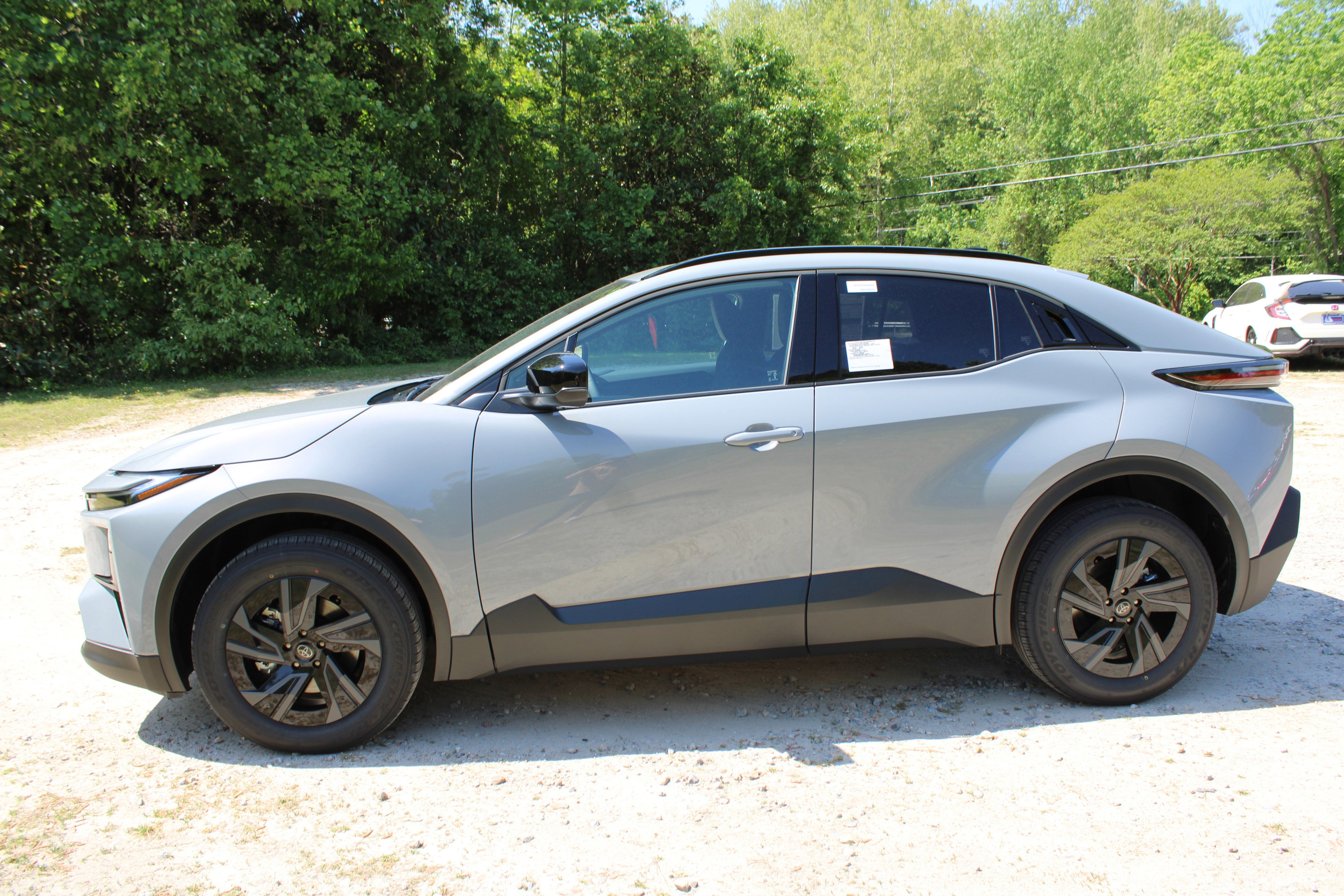 2026 Toyota C-HR SE - Photo 8
