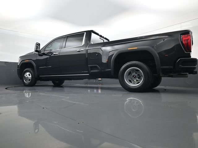 Used 2022 Black GMC Denali image 27