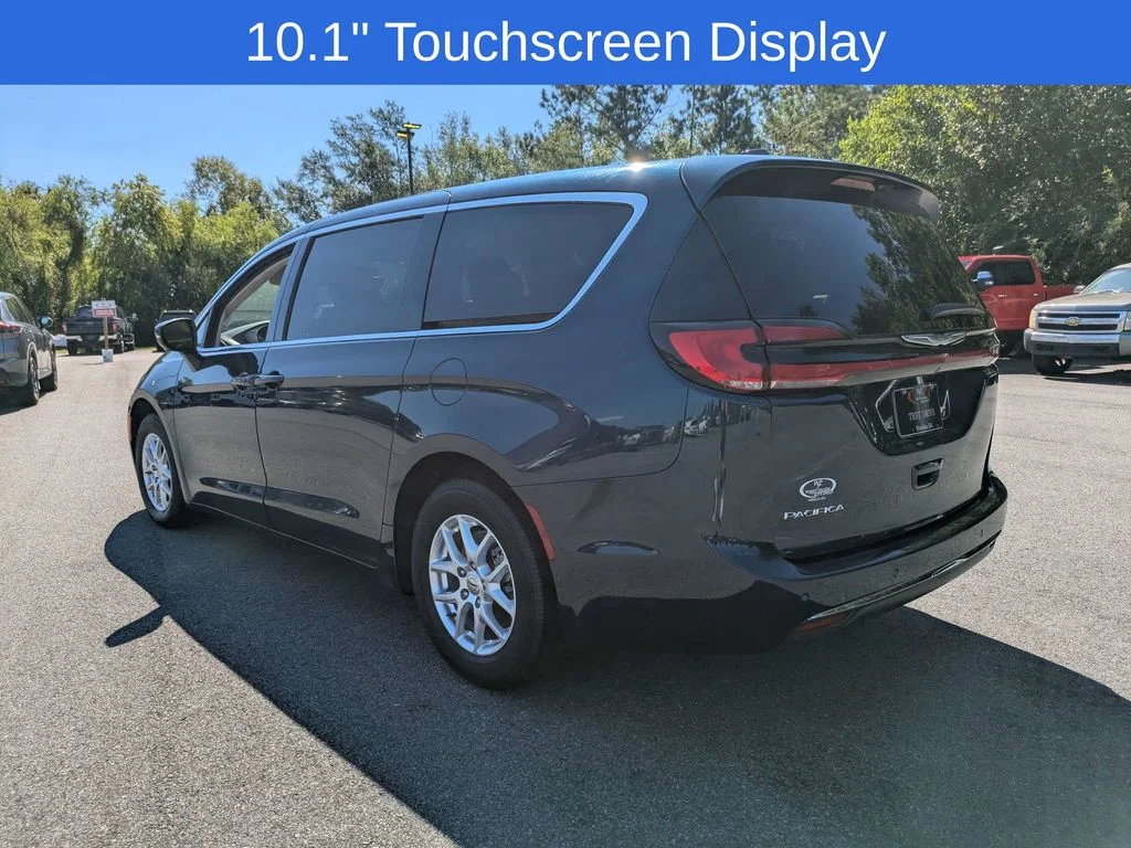 Used 2023 Blue Chrysler Touring L image 6