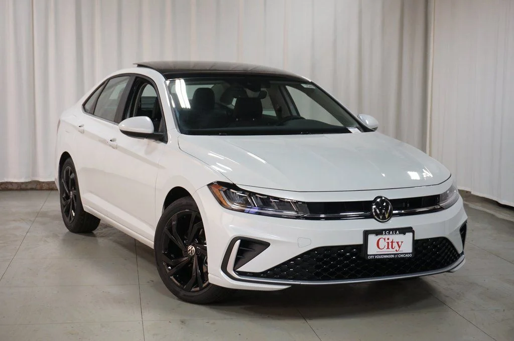 New 2026 Opal White Volkswagen 1.5T SE image 2