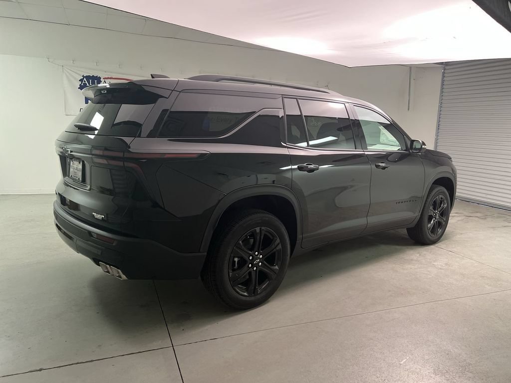 2027 Chevrolet Traverse LT - Photo 8