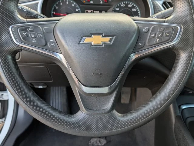 Used 2024 Summit White Chevrolet 1LT image 5