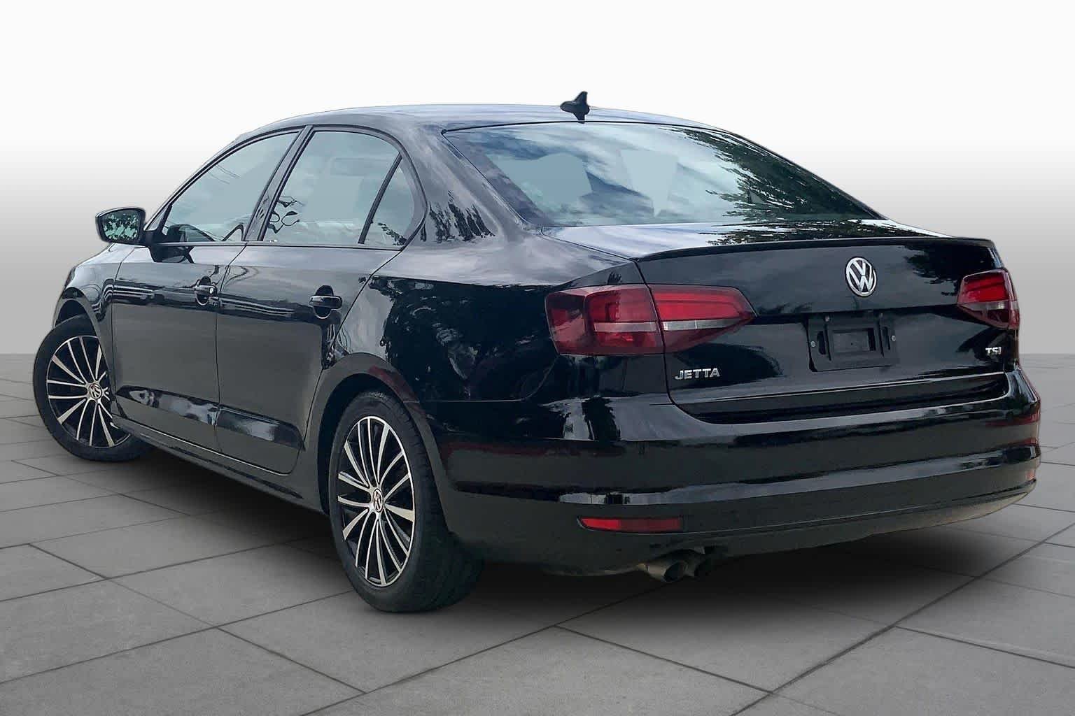 Used 2016 Black Uni Volkswagen 1.8T Sport image 12