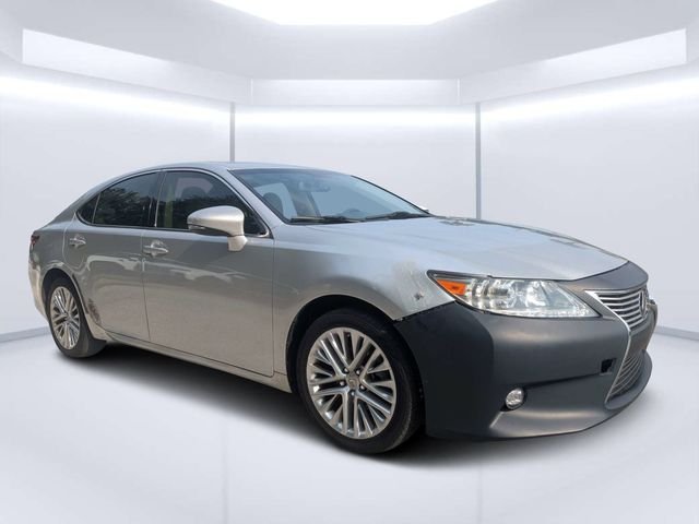 Used 2014  Lexus 350 image 1