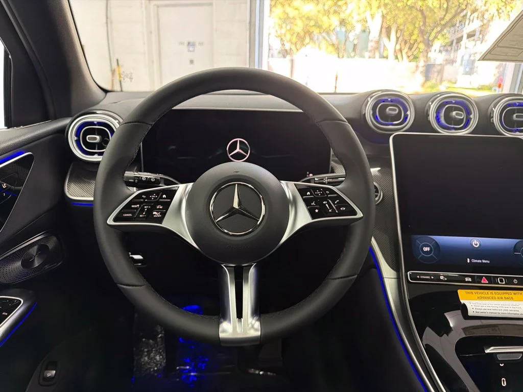 New 2027 Black Mercedes-Benz GLC 300 image 22
