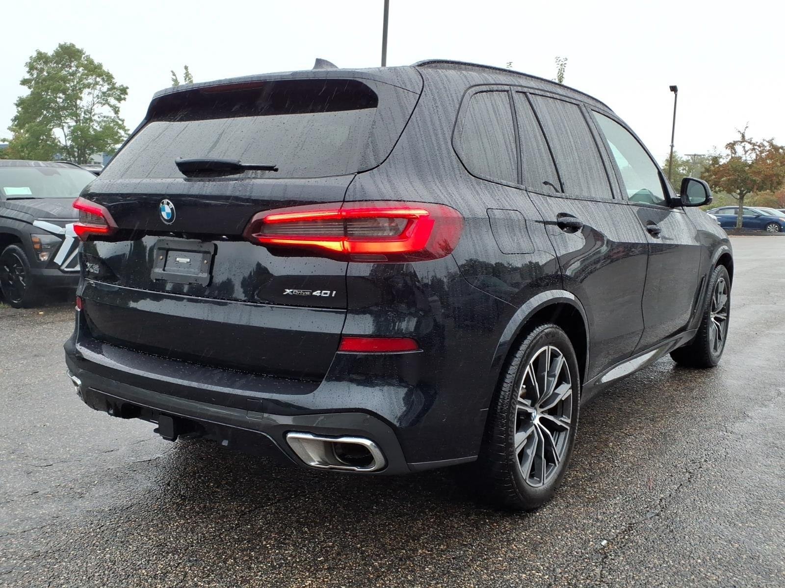 Used 2023 Carbon Black Metallic BMW xDrive40i image 5
