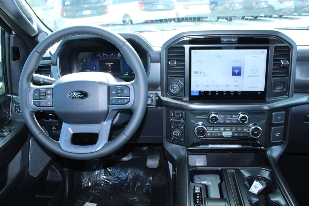 New 2026 Oxford White Ford Lariat® image 29