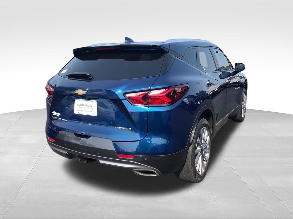 Used 2022 Blue Chevrolet Premier image 8