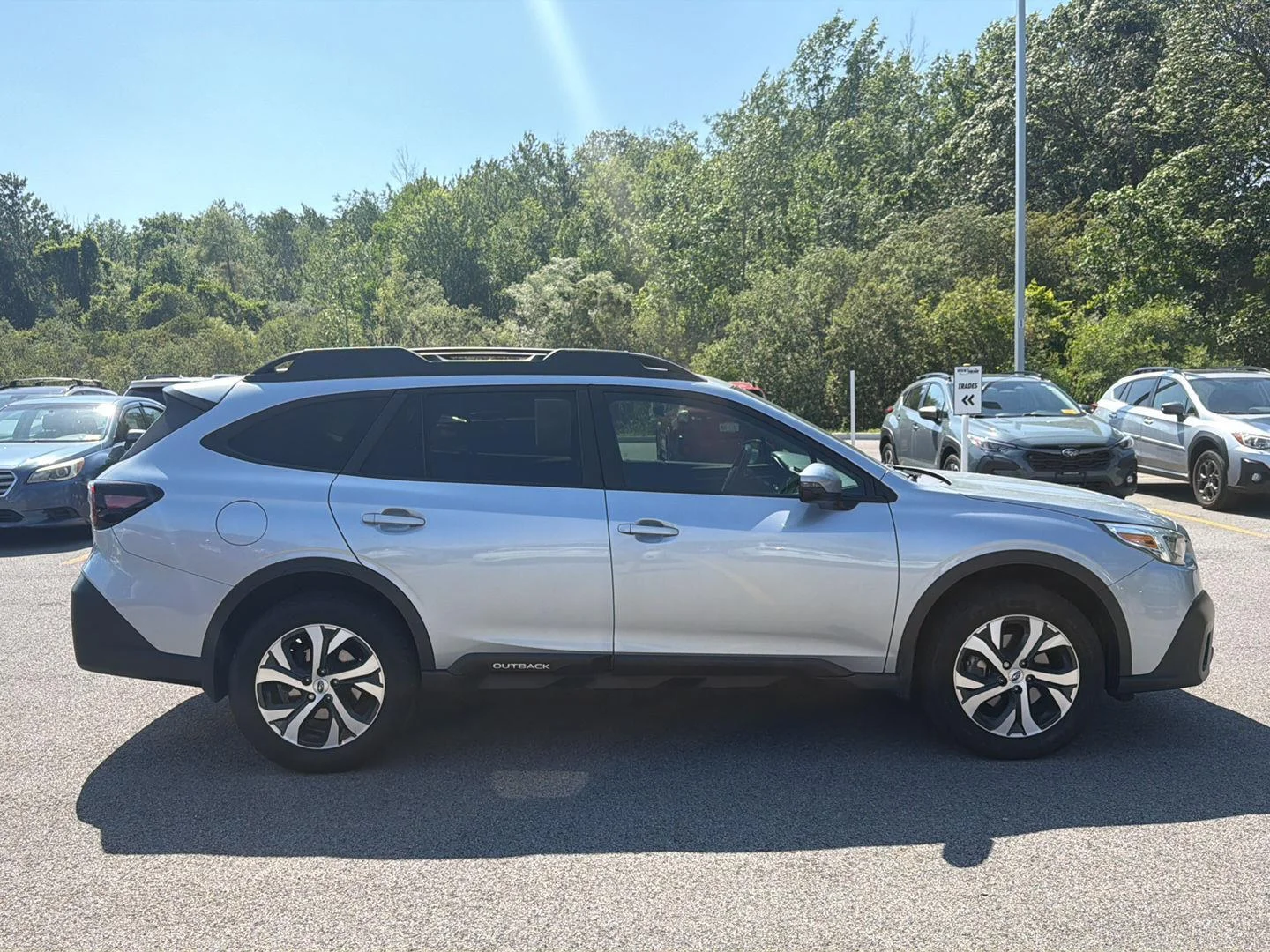 Used 2022 Ice Silver Metallic Subaru Limited XT image 4