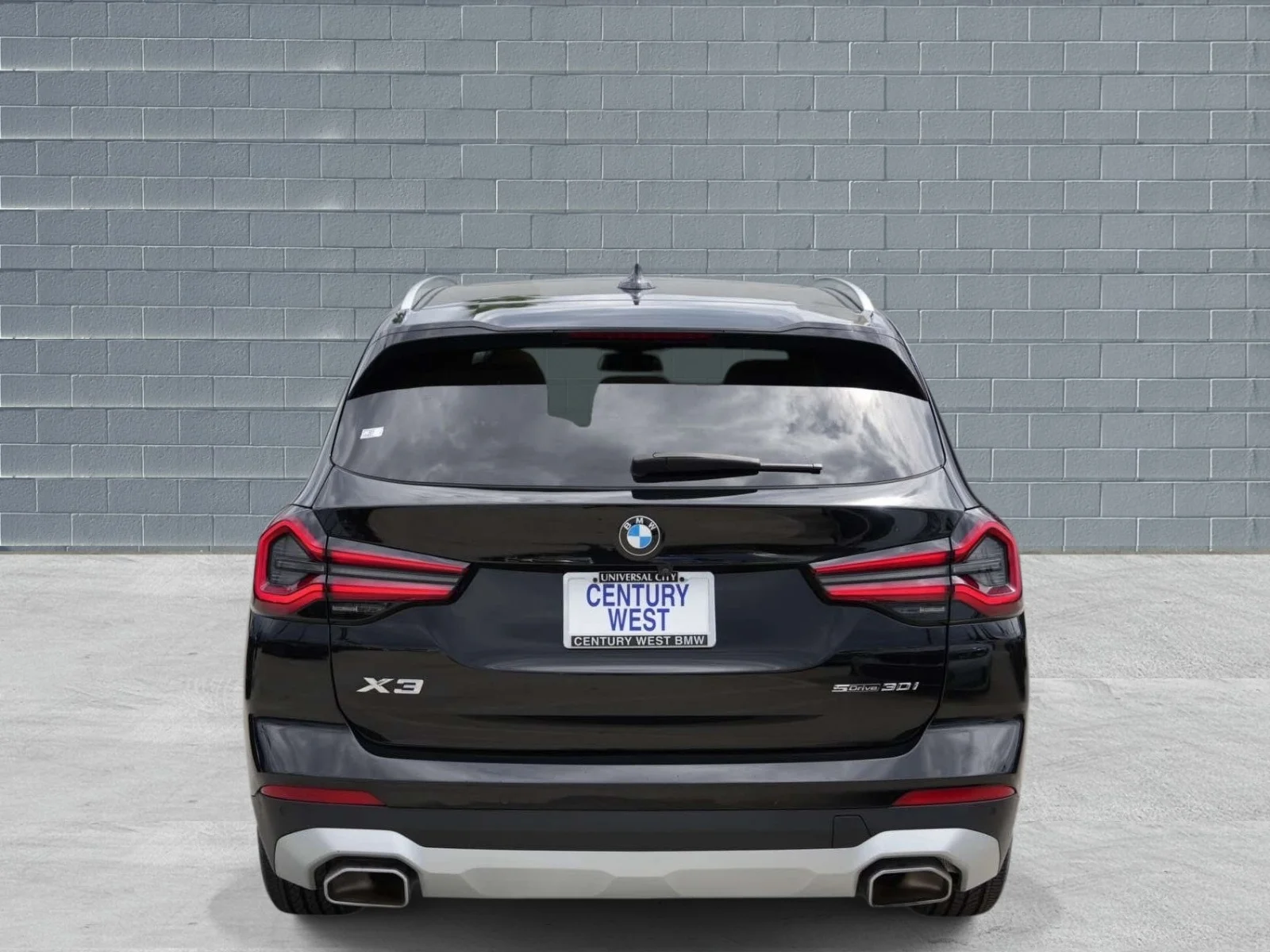Certified Used 2023 Jet Black BMW sDrive30i Sports Activity Vehicle image 4