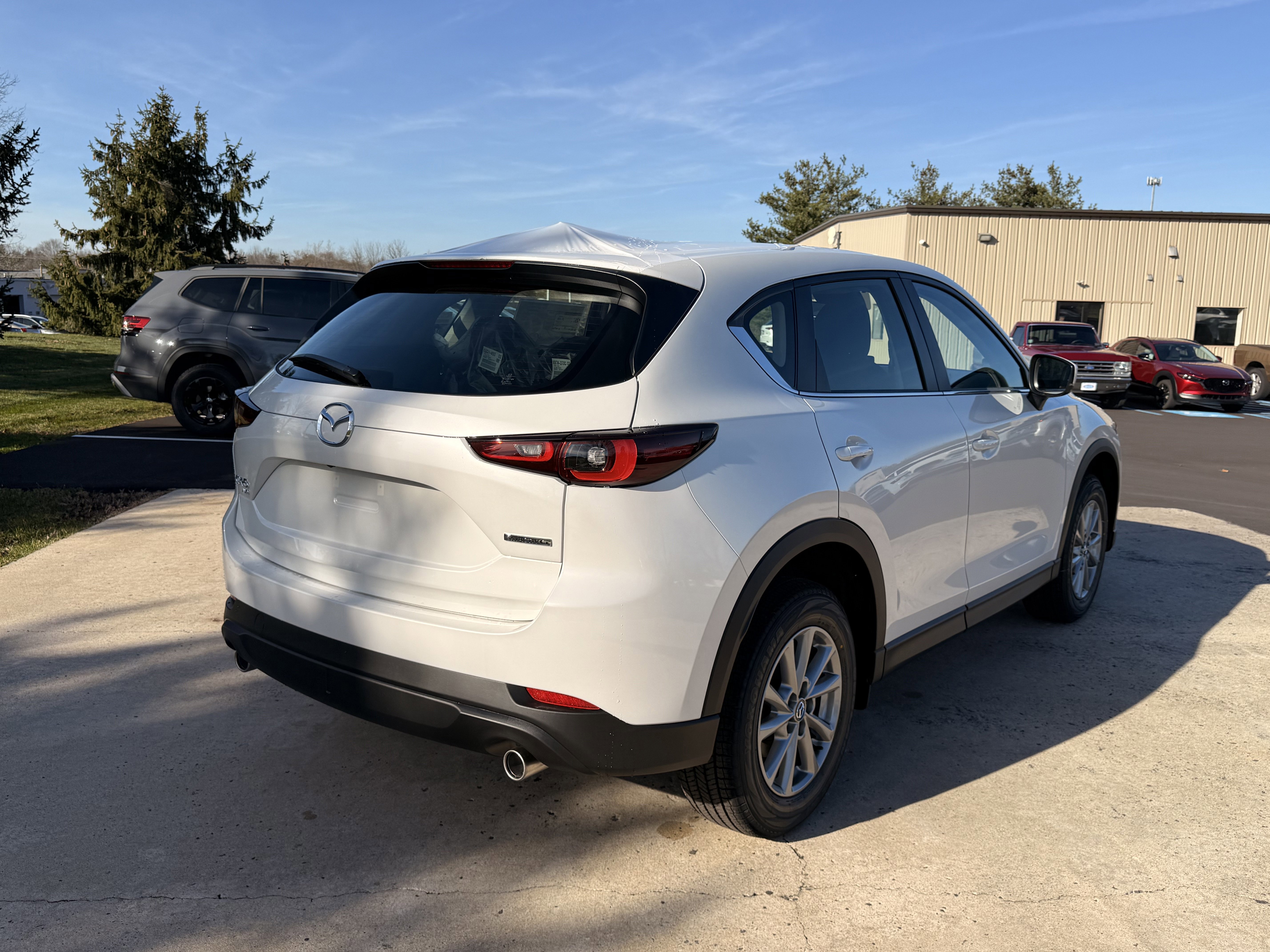 2025 Mazda CX-5 S - Photo 14