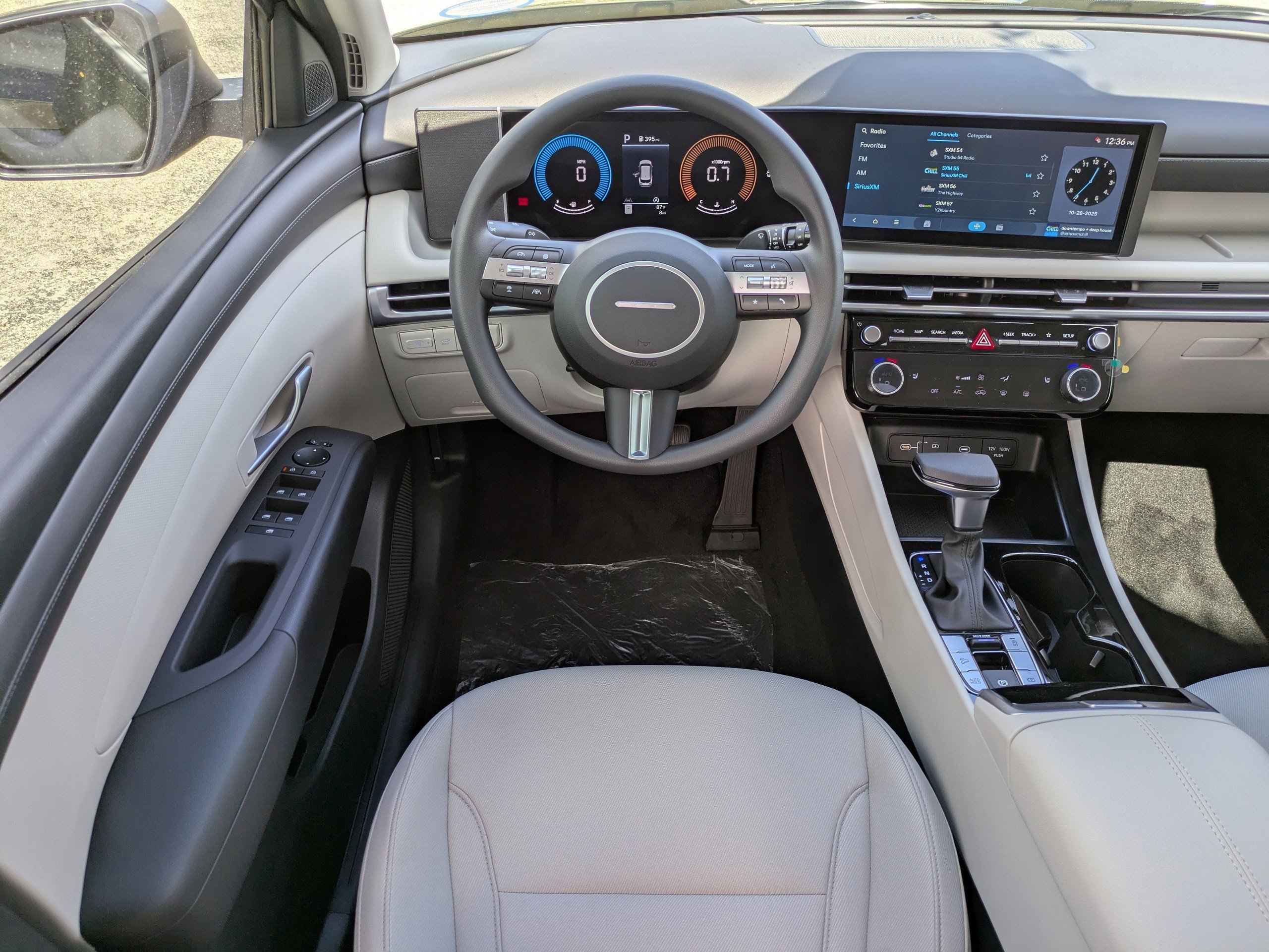 Used 2026 Rockwood Green Hyundai  image 10