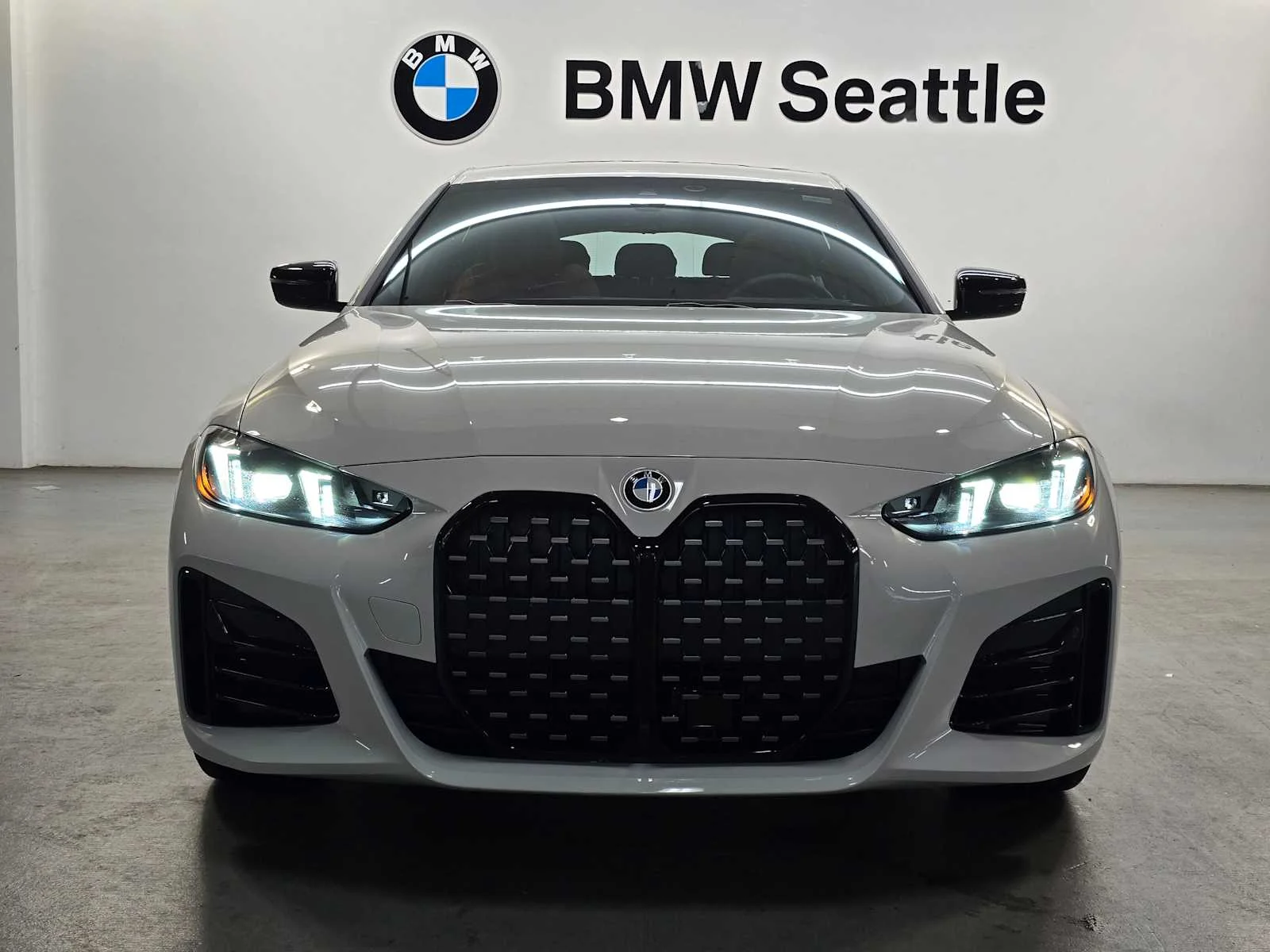 New 2026 Alpine White BMW 430i xDrive image 6