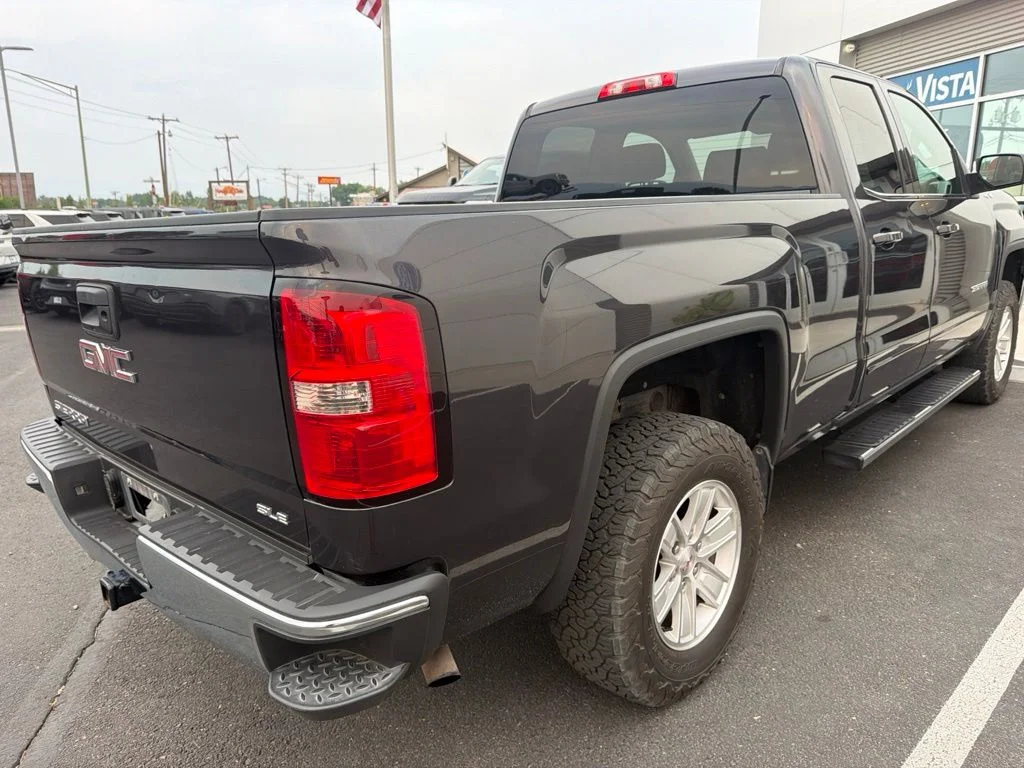 Used 2015 Silver GMC SLE image 10