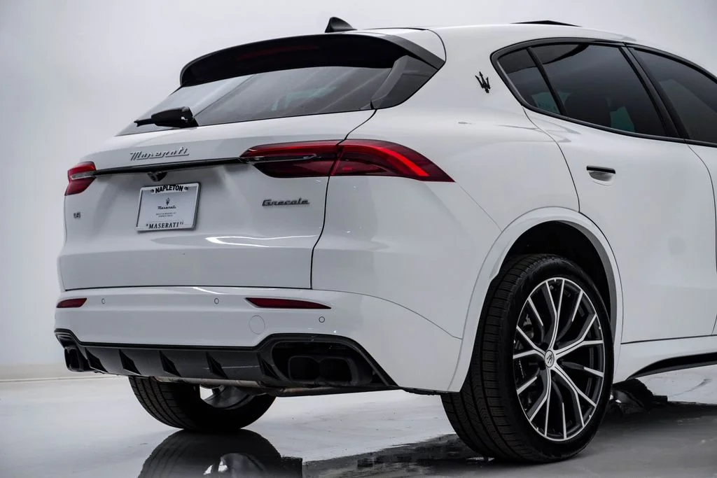 New 2026 Bianco Astro Metallic Maserati Modena image 12