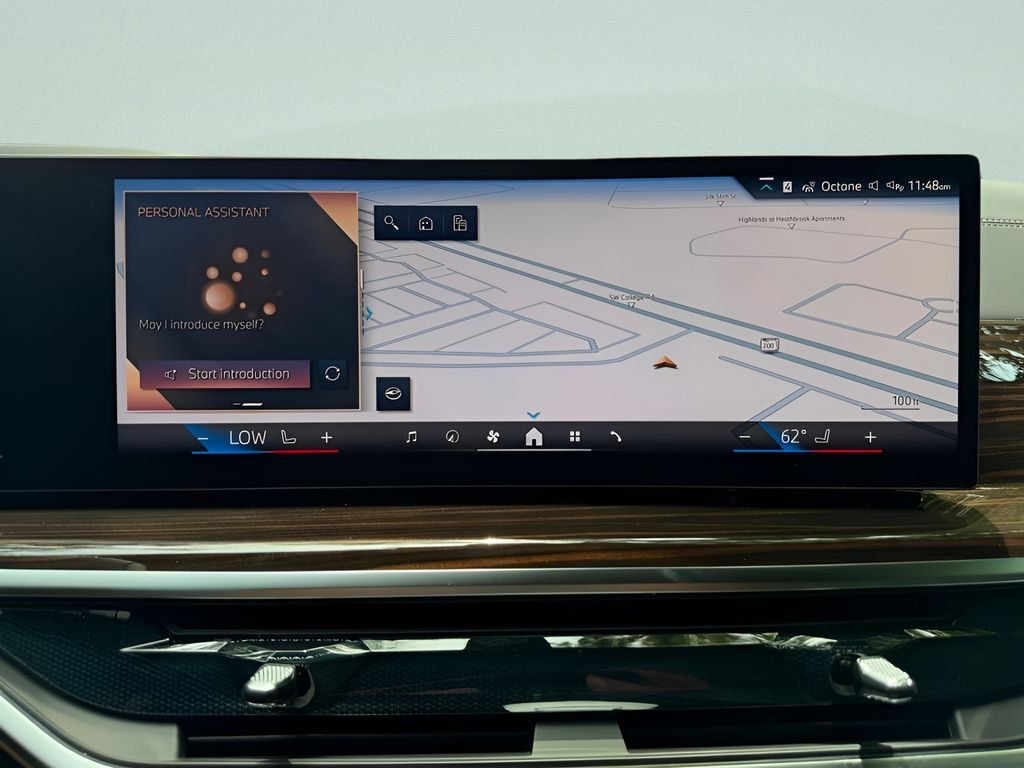 New 2026 Manhattan Green Metallic BMW xDrive40i image 17